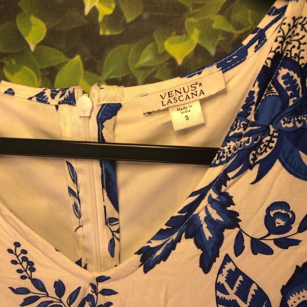 VENUS Lascana Blue and White Floral Dress - Picture 4 of 13